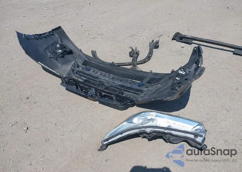 2019 Toyota Highlander Xle z USA, uszkodzony, nr VIN 5TDKZRFH5KS561925